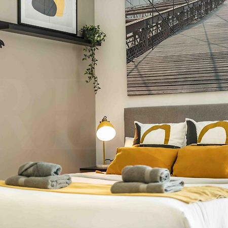 Modern Studio With Private Rooftop Terrace By Rems Малага Екстериор снимка