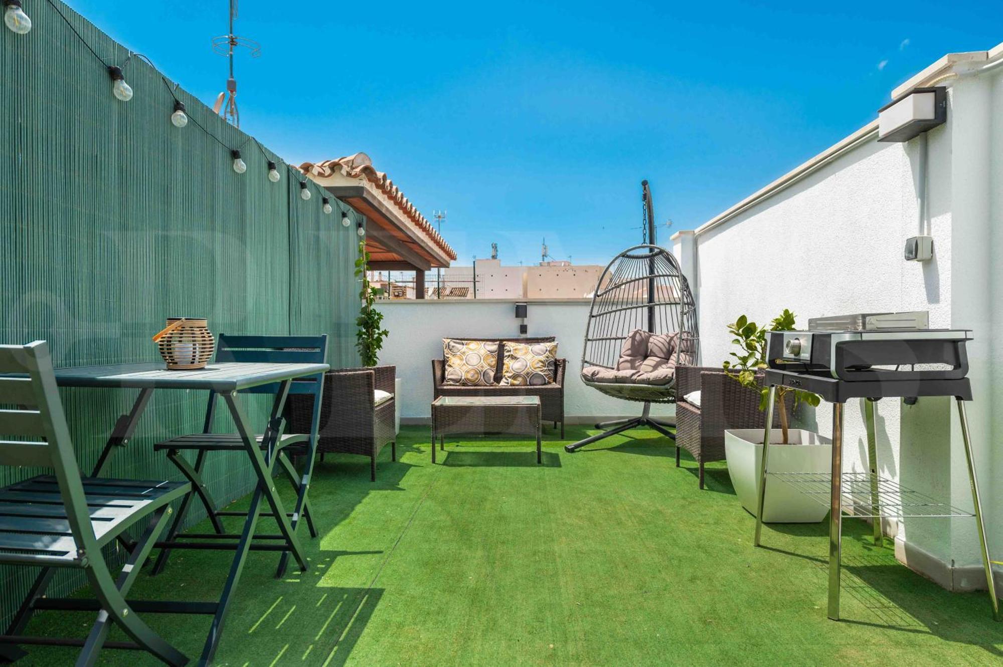 Modern Studio With Private Rooftop Terrace By Rems Малага Екстериор снимка